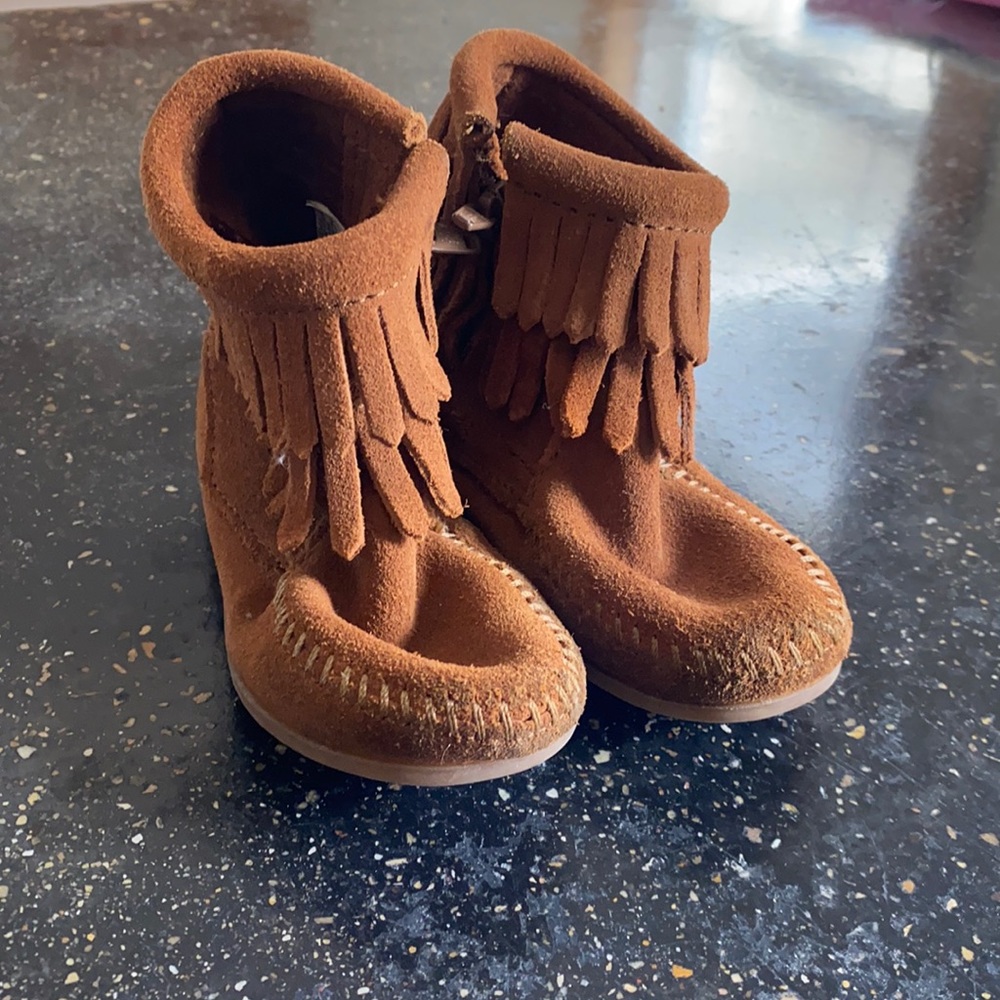 Brand new Minnetonka boots